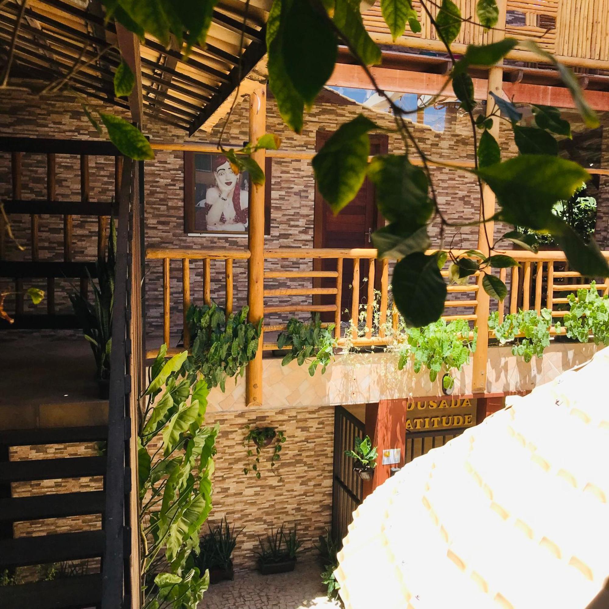 Hotel Pousada Latitude Каноа-Кебрада Екстер'єр фото