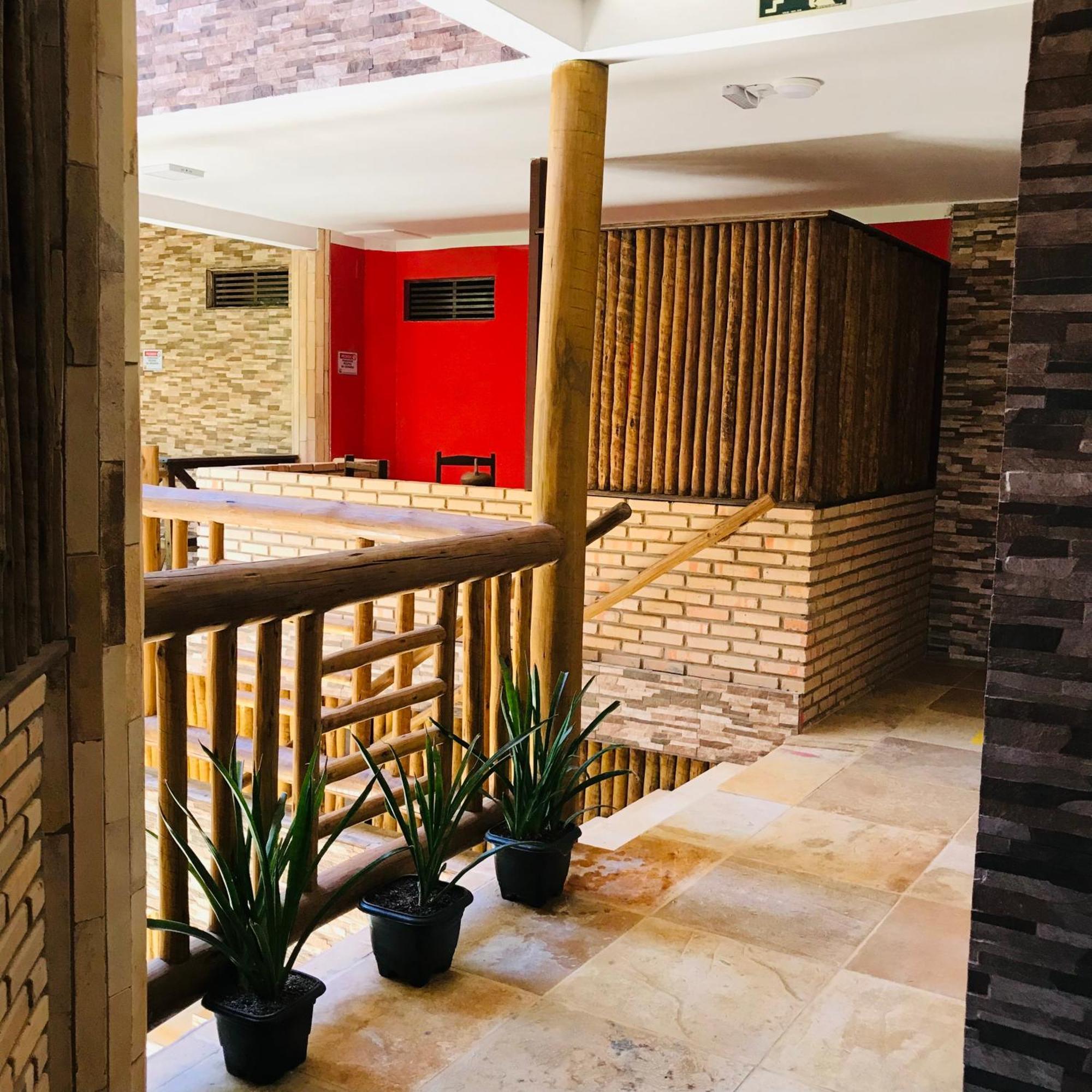 Hotel Pousada Latitude Каноа-Кебрада Екстер'єр фото